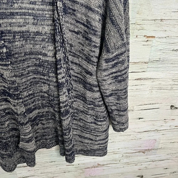 Eileen Fisher Organic Linen gray sweater Cardigan Grey Size small - Picture 3 of 11